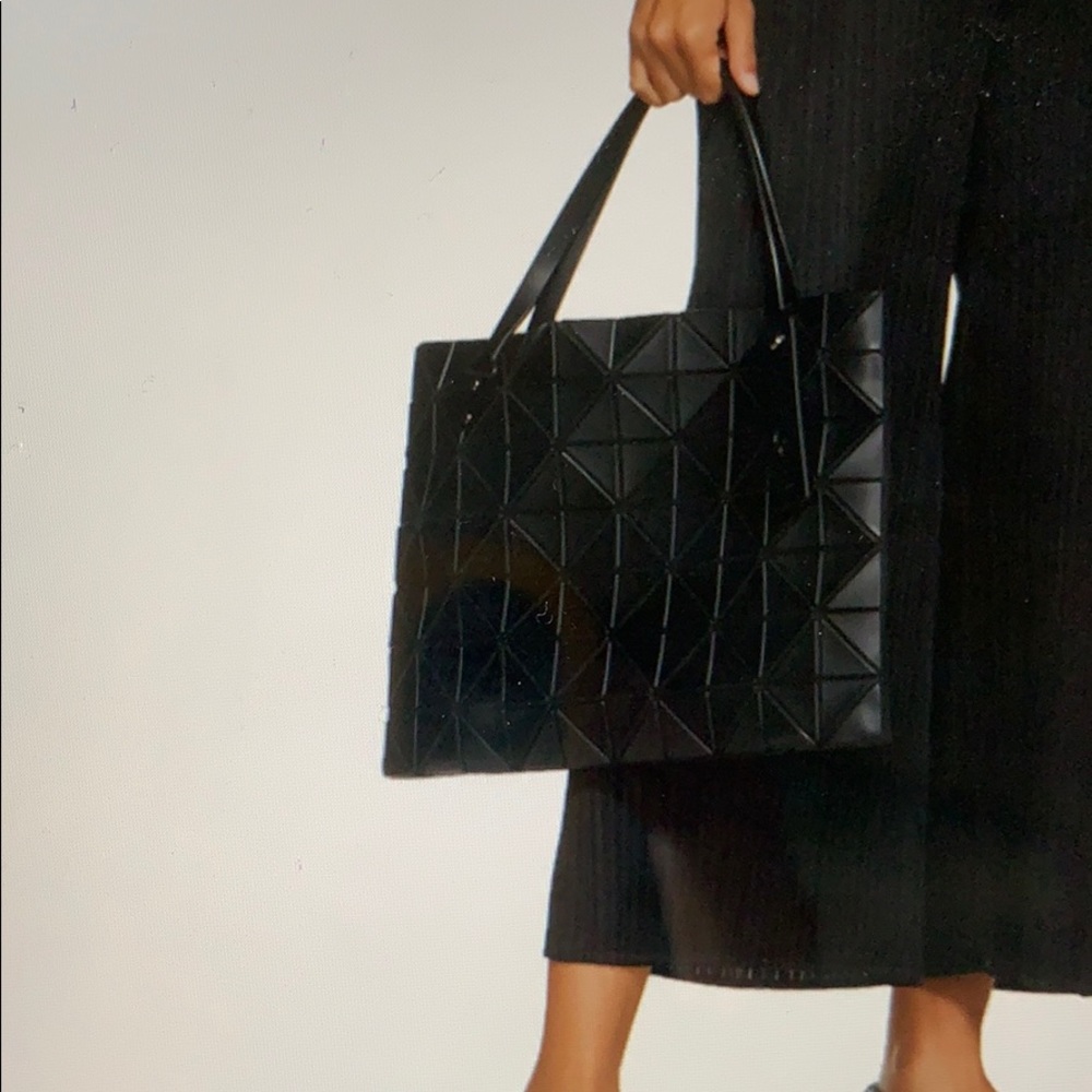 Issey Miyake BaoBao small black rock tote - Picture 8 of 8